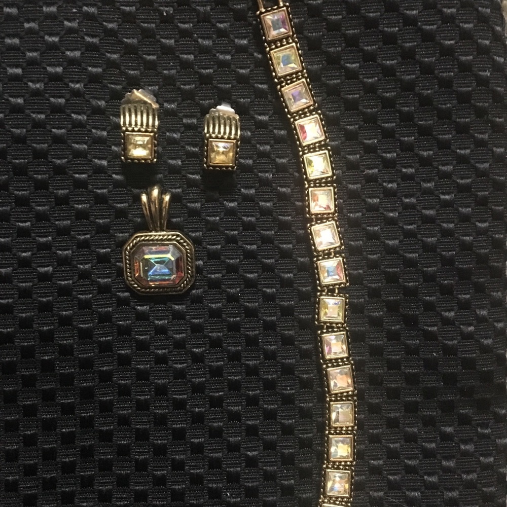 Lia Sophia set